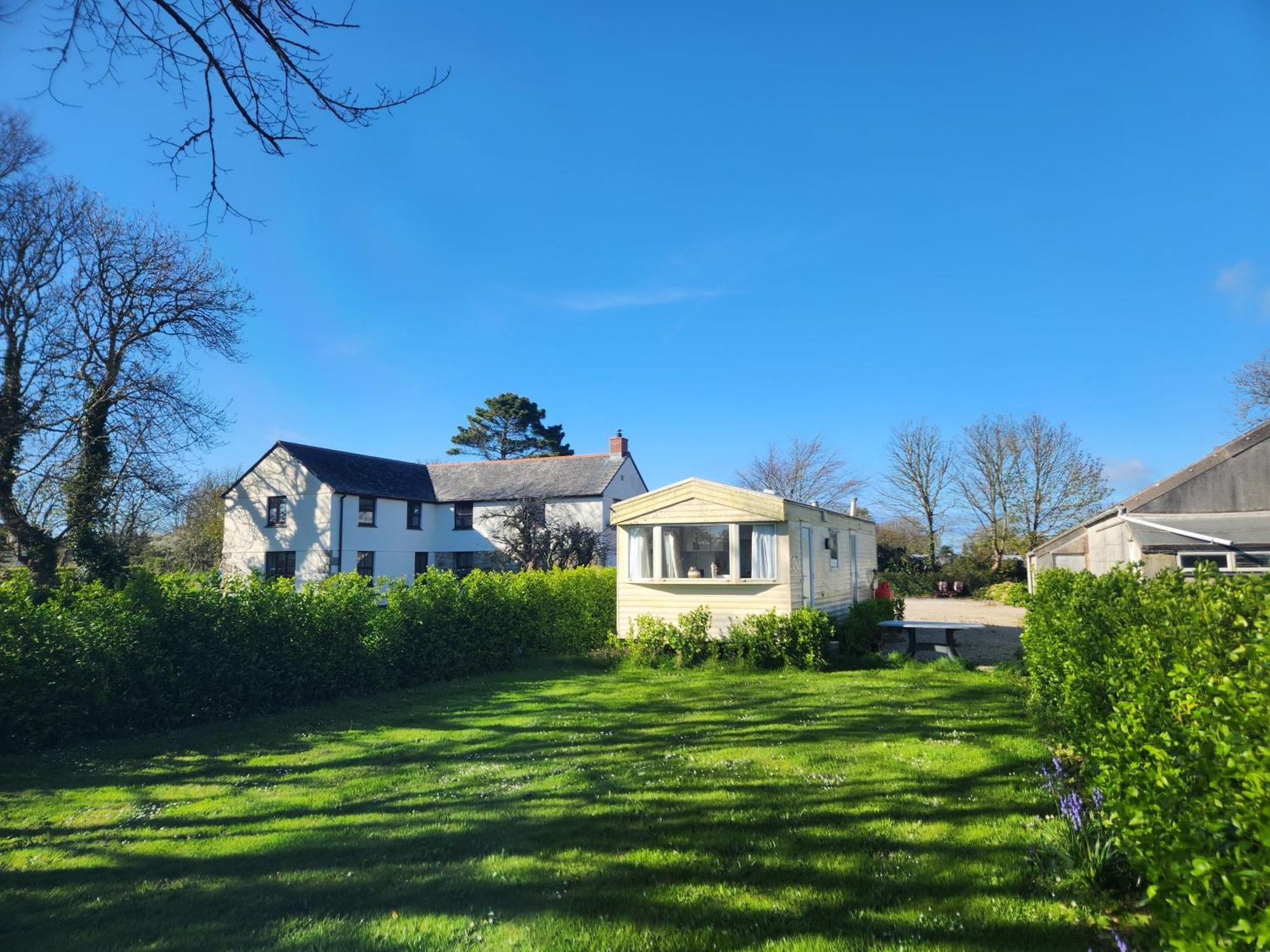 Rosebud Flower Farm Caravan Stay Countryside And Coast Penzance Eksteriør bilde